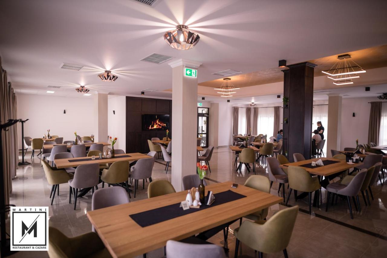 Martini Restaurant & Cazare Sebesel Bagian luar foto